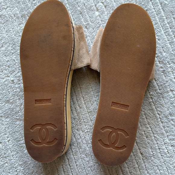Chanel Suede and Cork mule slides - Picture 7 of 10